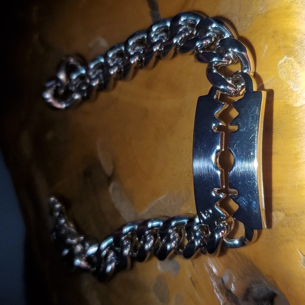 Alexander McQueen Bracelet - Picture 1 of 7